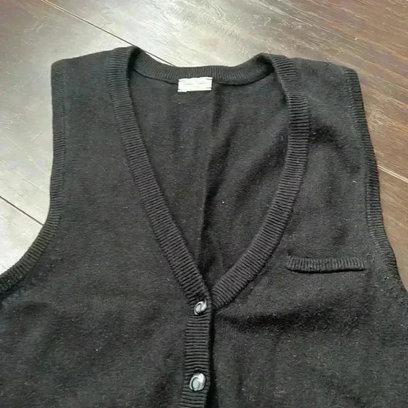 TALULA Babaton | Aritzia black cashmere blend vest with buttons - Picture 6 of 11